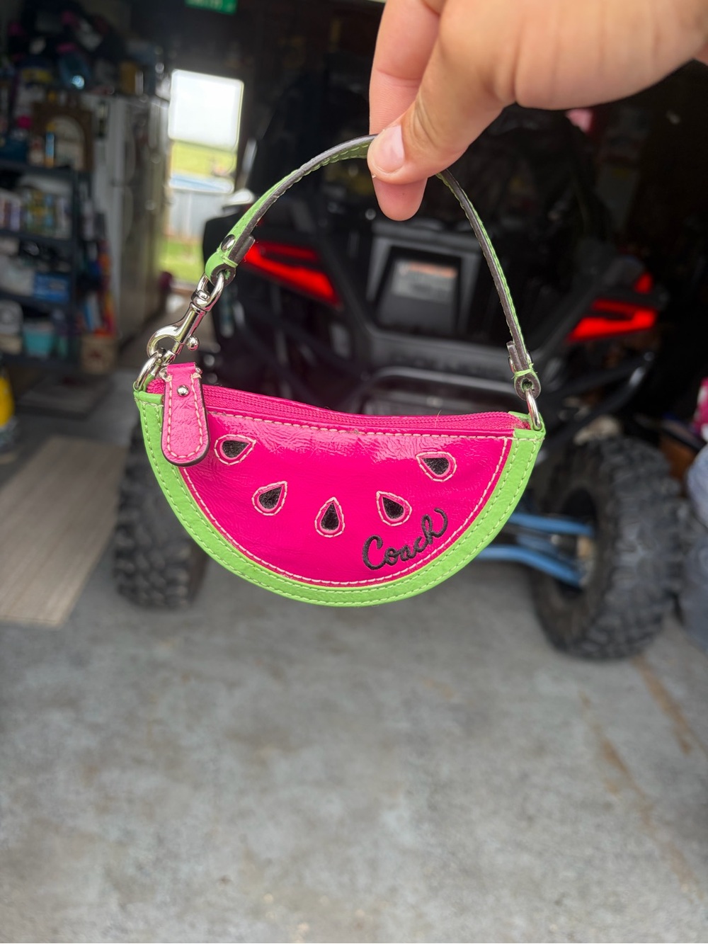 Vintage Coach Watermelon Slice Pink Green Leather Zip Coin Purse Excellent Con - Picture 8 of 8